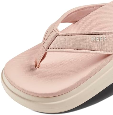 REEF Cushion Bondi Women's Sandal, Lightweight and Supportive Footbed, Water Friendly Cameo Rose