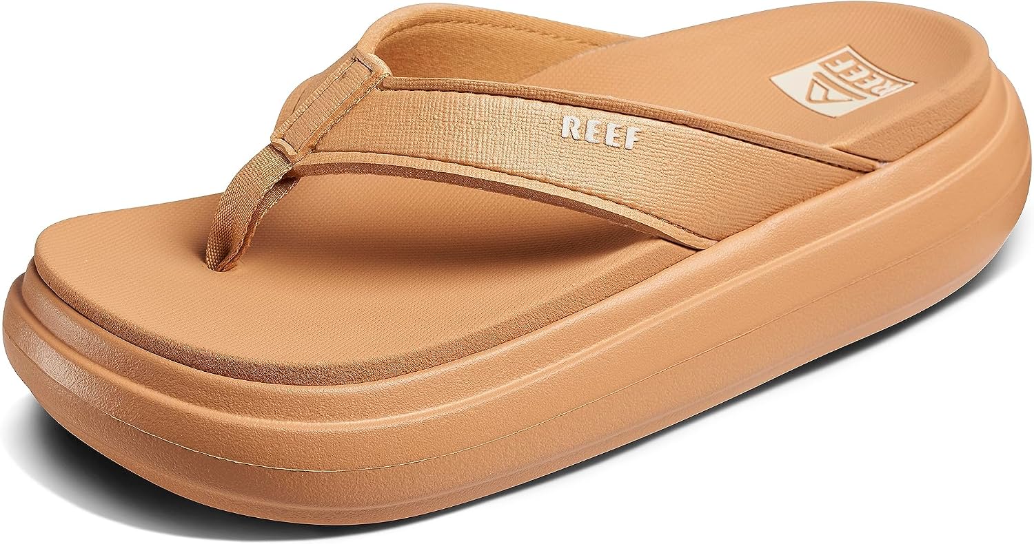 REEF Cushion Bondi Women's Sandal, Lightweight and Supportive Footbed, Water Friendly Natural
