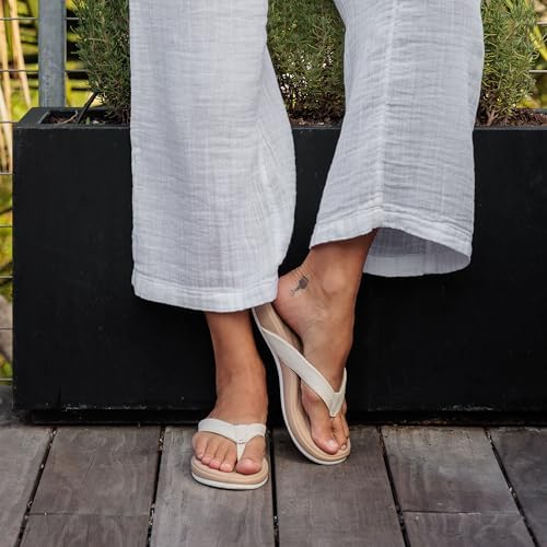 REEF Womens Sandals, Cushion Melody Champagne