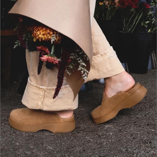 REEF Women's Shoes, Vista Skye Tanzine Suede