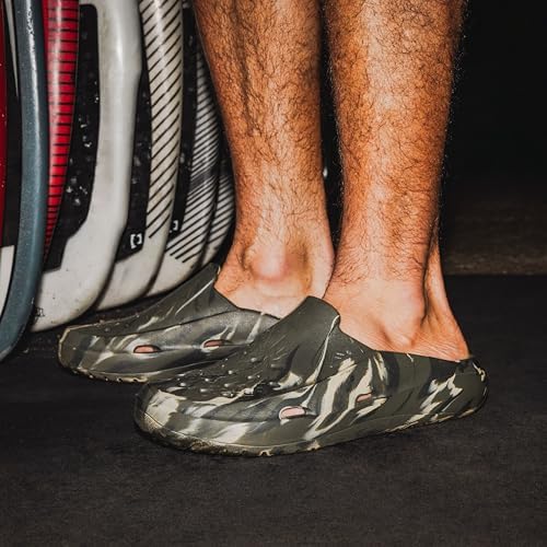 REEF Men's Sandals, Glider Camo Marble
