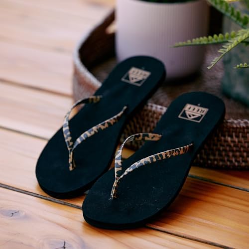 REEF Womens Bliss Nights Flip Flop Ditsy Cheetah